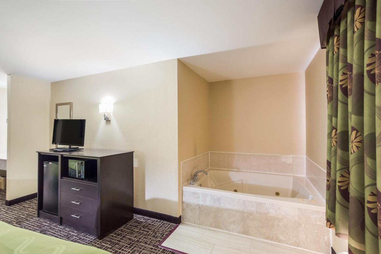 Quality Inn & Suites Caseyville - St Louis Kültér fotó