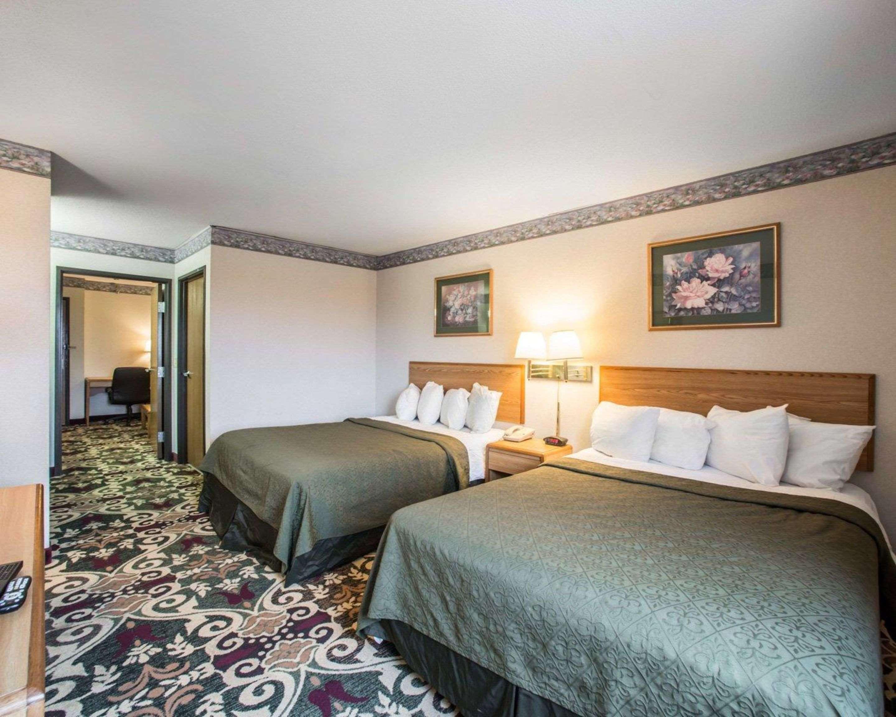 Quality Inn & Suites Caseyville - St Louis Kültér fotó