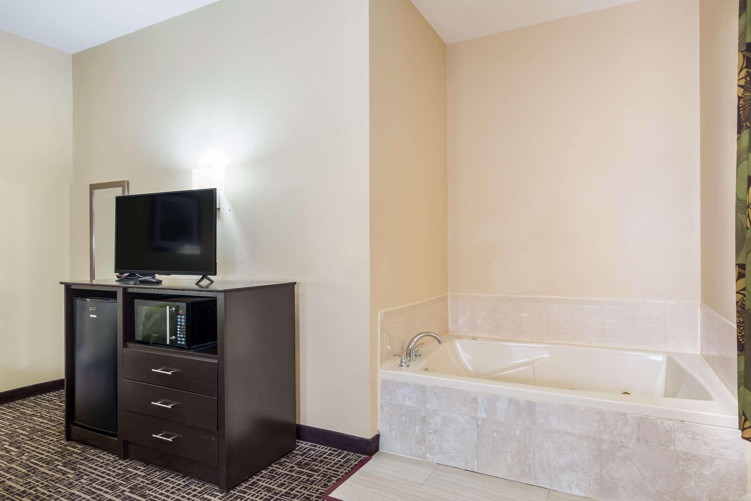 Quality Inn & Suites Caseyville - St Louis Kültér fotó