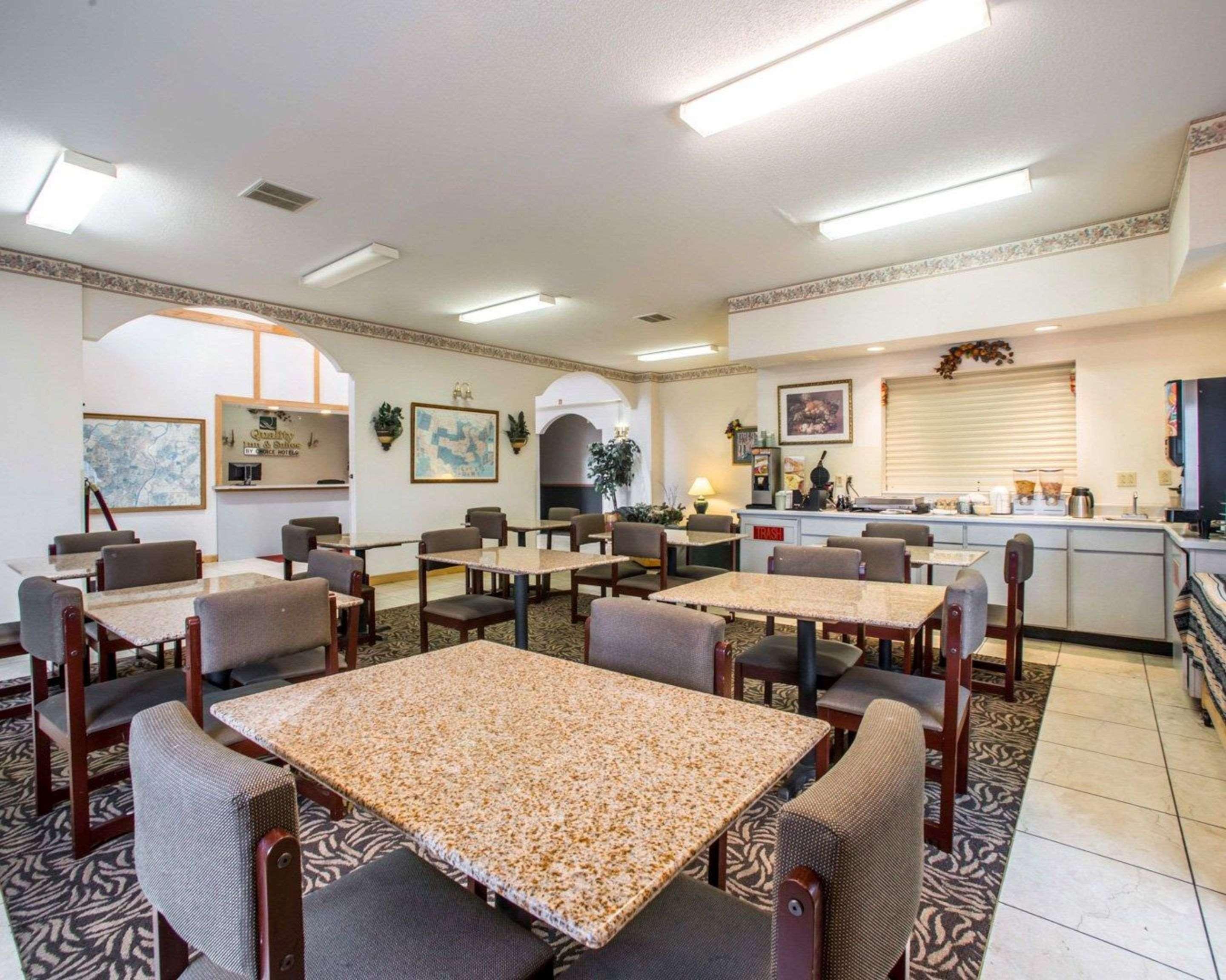 Quality Inn & Suites Caseyville - St Louis Kültér fotó