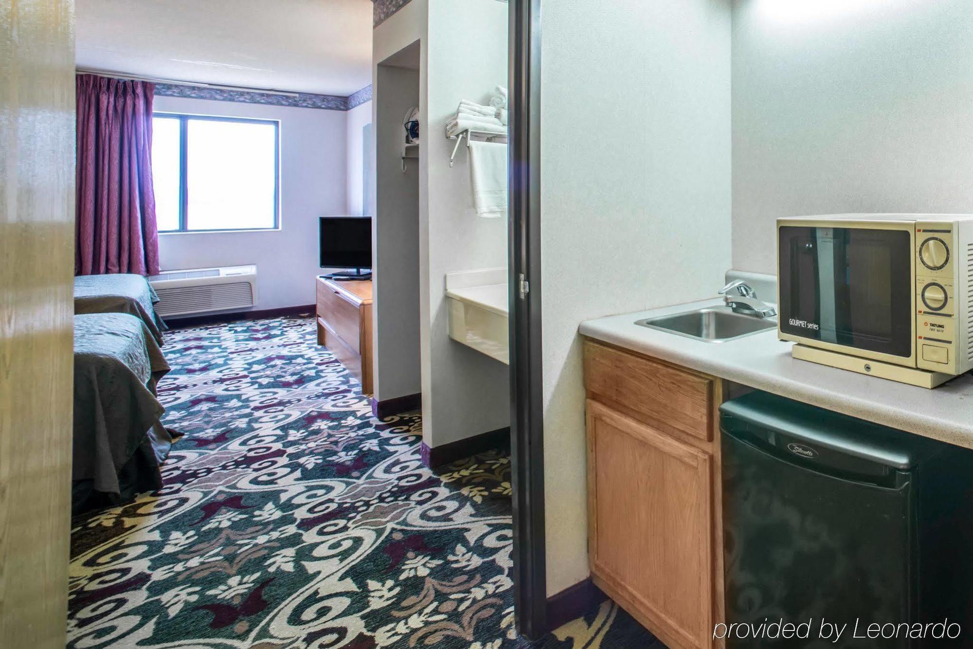 Quality Inn & Suites Caseyville - St Louis Kültér fotó